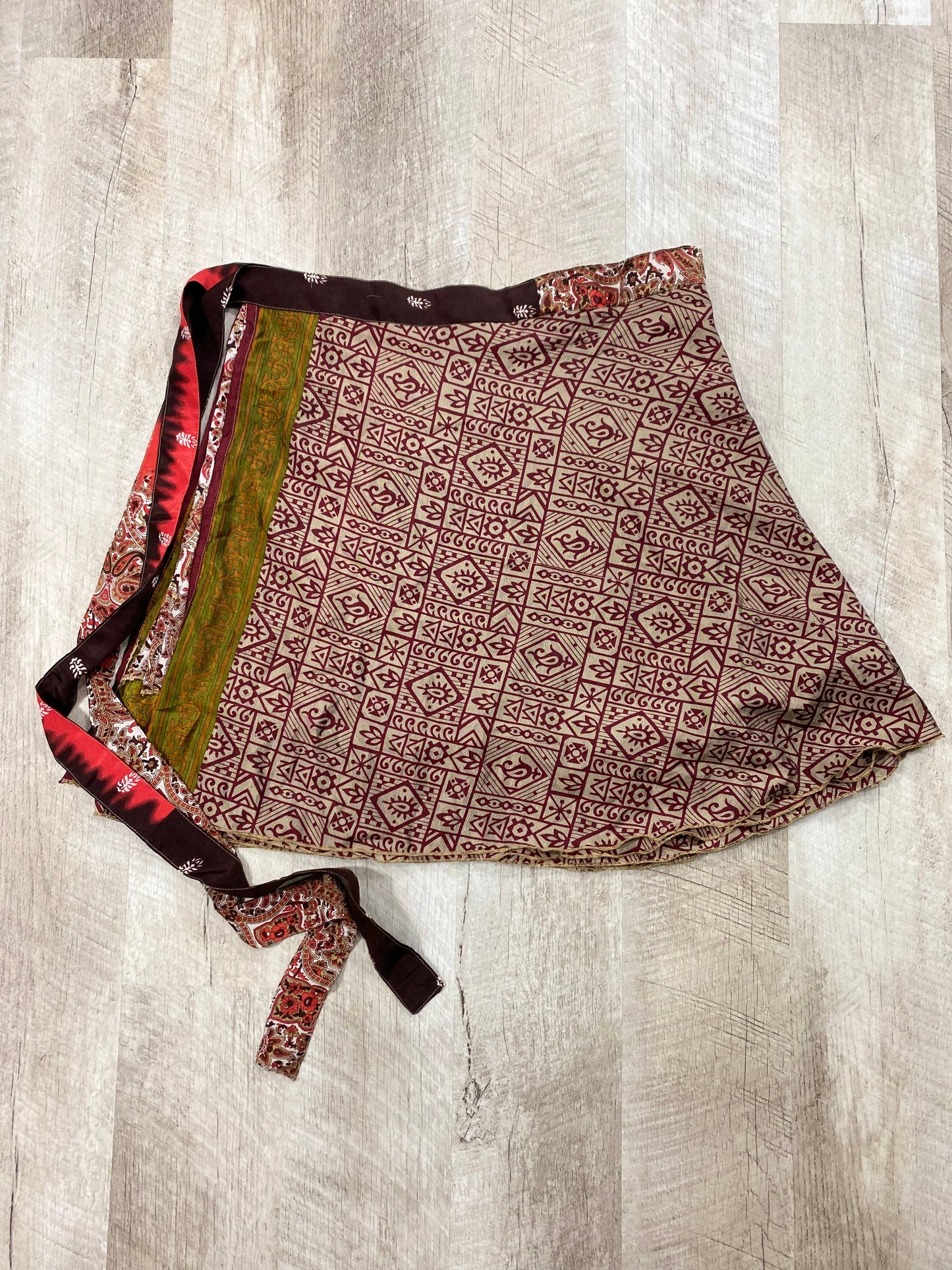 Find your Way Mini Wrap Skirt - Goddess Size