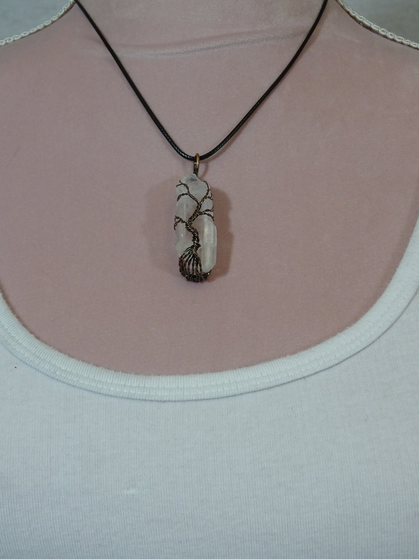Natural Quartz Reiki Stone Tree of Life Pendant Necklace - White - Copper