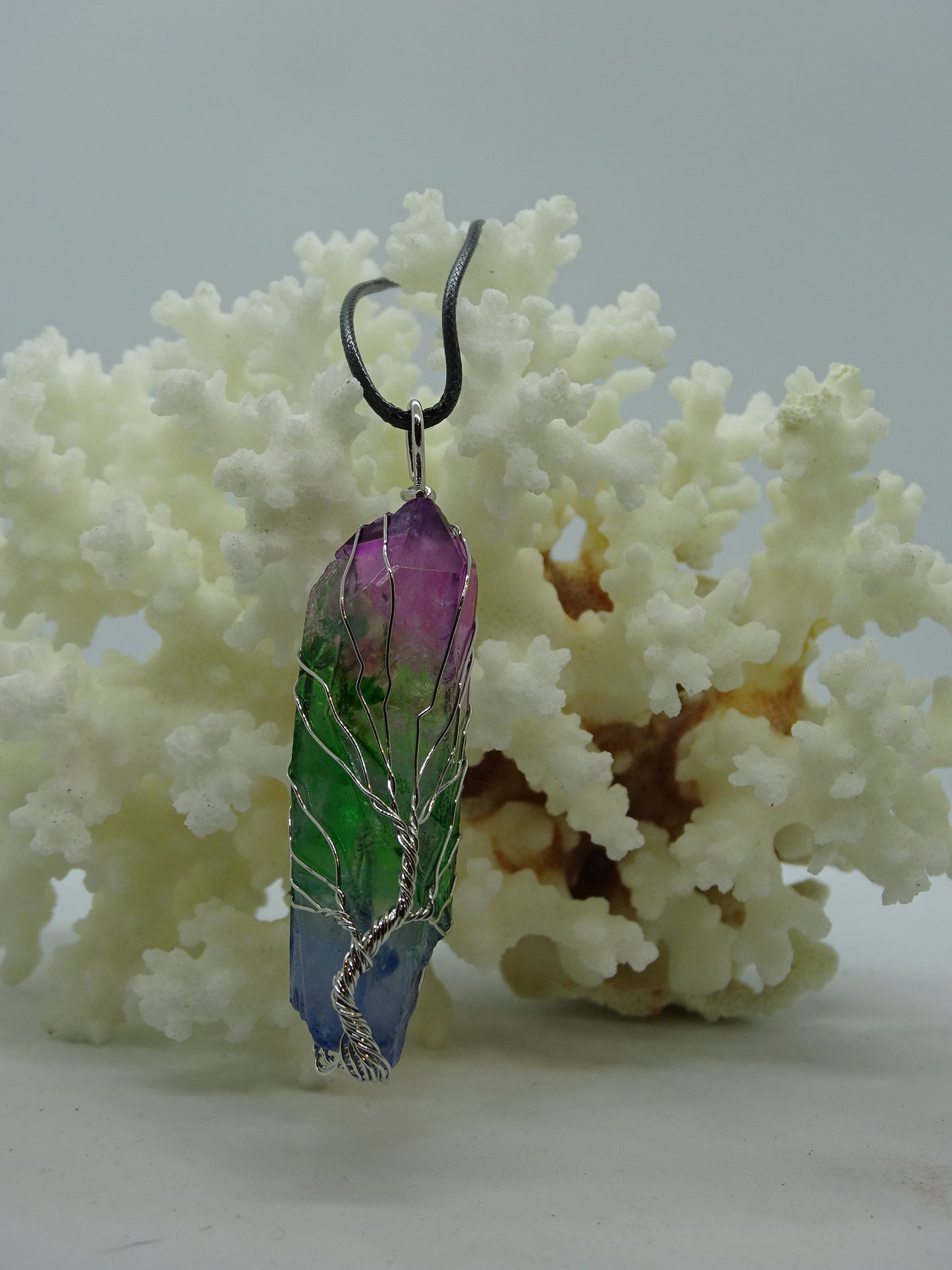 Natural Quartz Reiki Stone Tree of Life Pendant Necklace - Rainbow