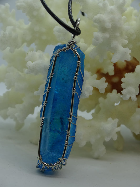 Natural Quartz Reiki Stone Tree of Life Pendant Necklace - Blue