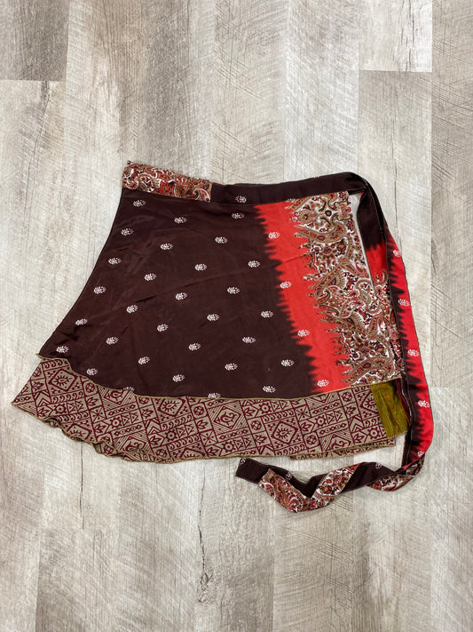 Find your Way Mini Wrap Skirt - Goddess Size