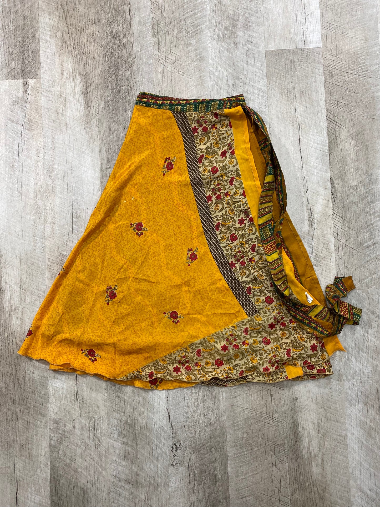 That 70's Skirt - Wrap Skirt - Calf Length - Regular Size